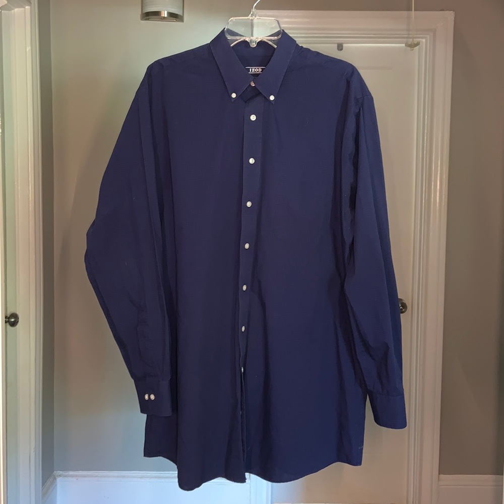 IZOD men’s dress shirt